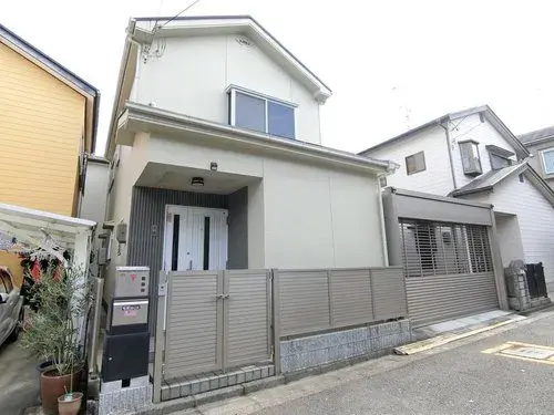 Akiya in Yawata