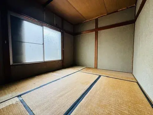 Akiya in Tondabayashi