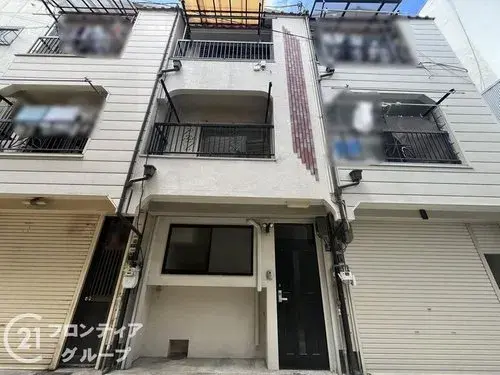 Akiya in Osaka