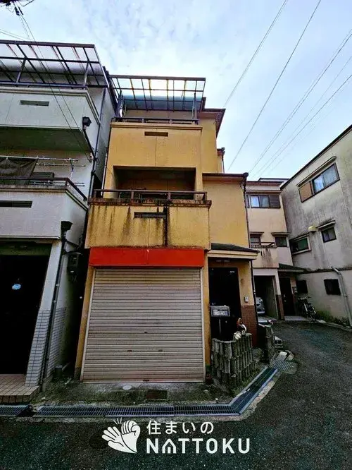 Akiya in Hirakata