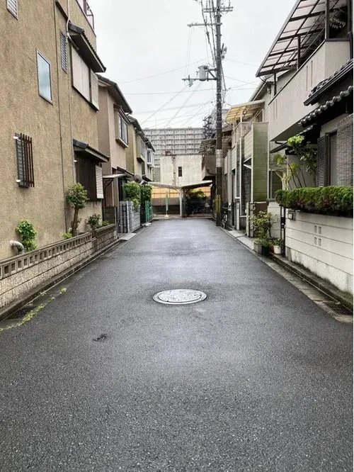 Akiya in 东大阪市