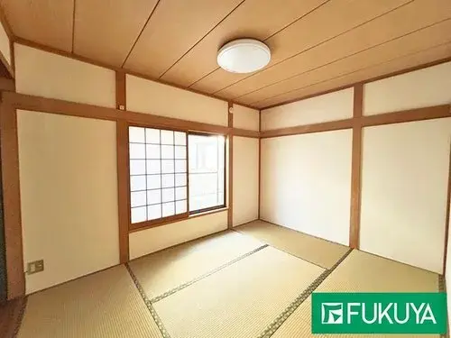 Akiya in Neyagawa
