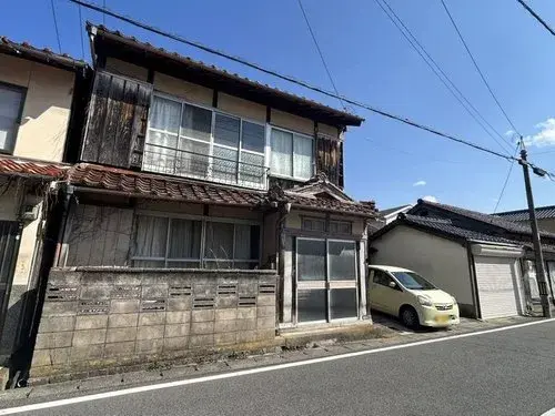 Akiya in Oda