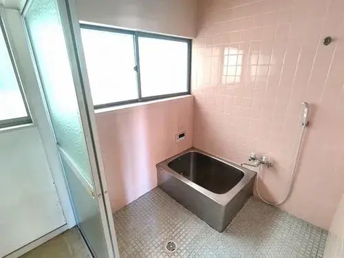 Hiroshima Prefecture Hiroshima City 4-Bedroom Property (16)