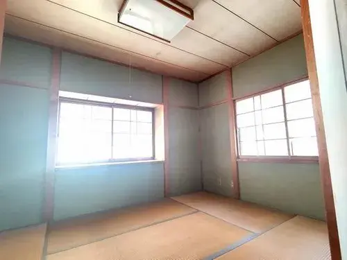 Hiroshima Prefecture Hiroshima City 4-Bedroom Property (8)