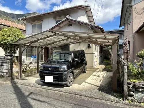 Akiya in Ozu