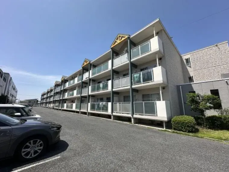 Akiya in Takaishi