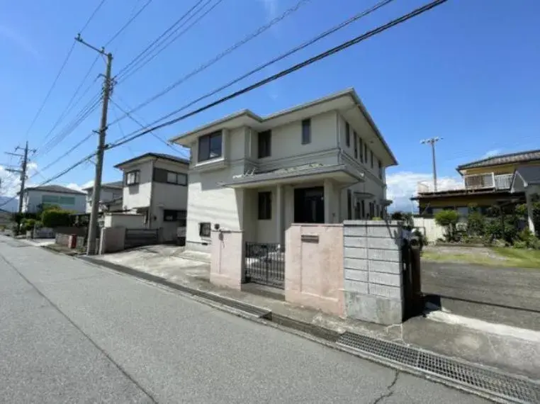 Akiya in Fuefuki
