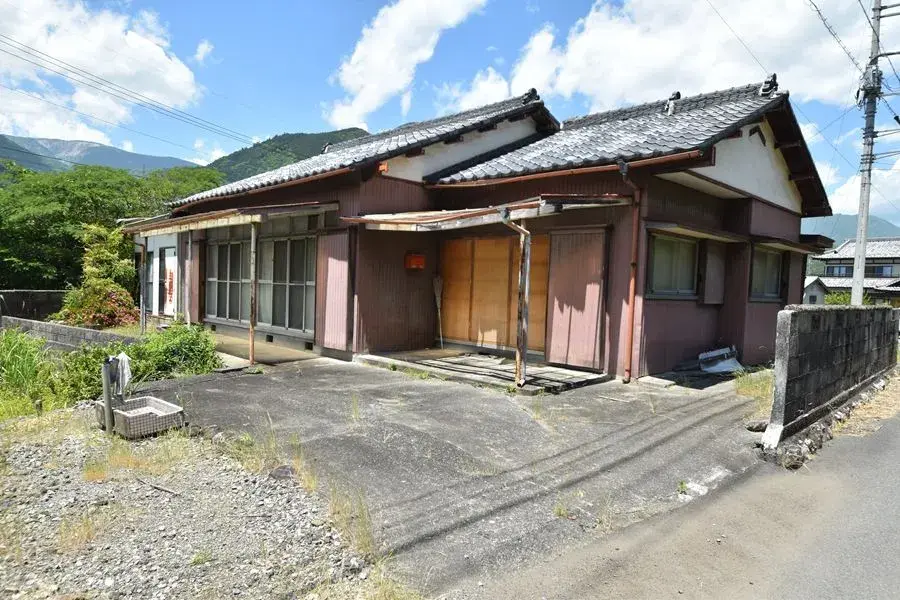 Akiya in 身延町