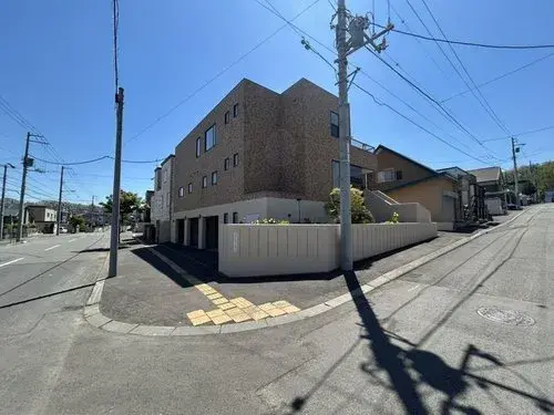 Akiya in 札幌市