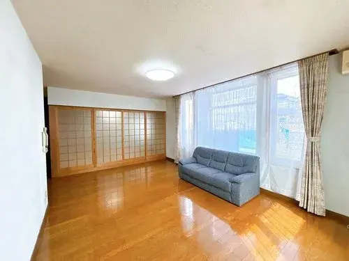 5LDK Property Higashikagura-cho Hokkaido (4)
