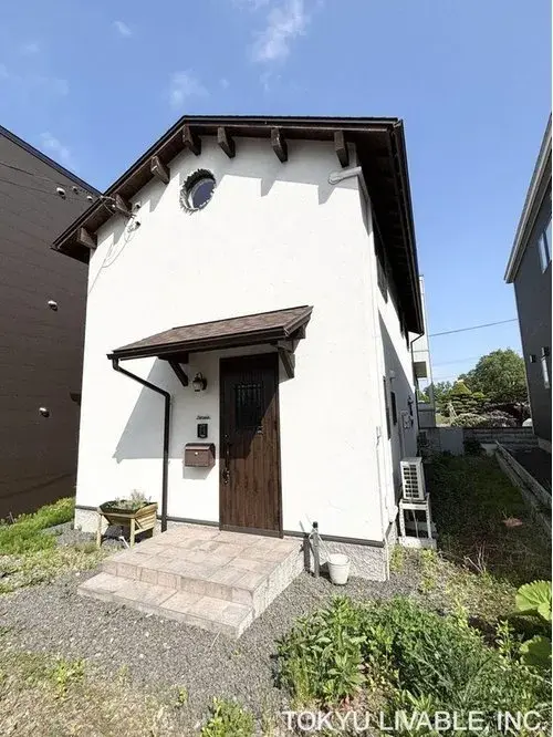 Akiya in Ebetsu