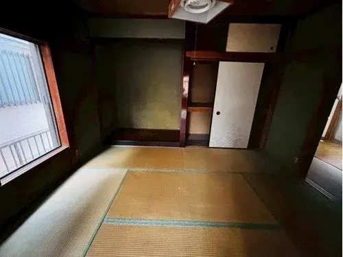 Slide 4