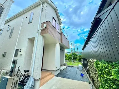 Akiya in Yokohama
