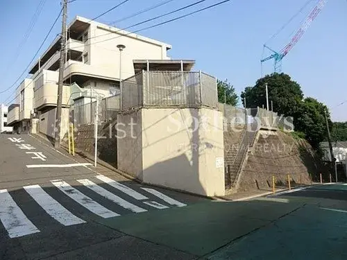 Akiya in Yokohama