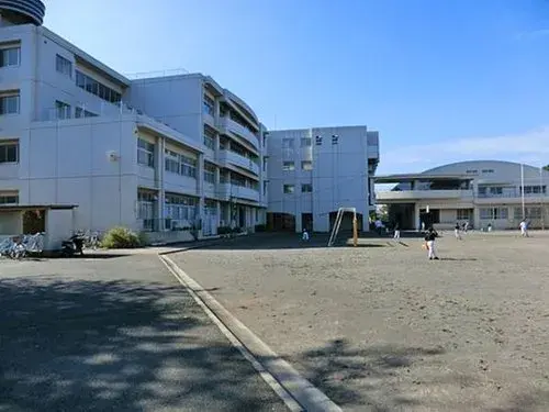 LDK de plus de 18 tatamis, à deux étages, loft, propriété située à Yokohama, préfecture de Kanagawa (8)