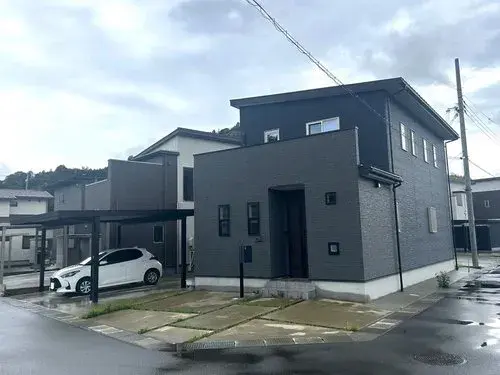 Akiya in Город Ои
