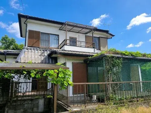 Akiya in Itō