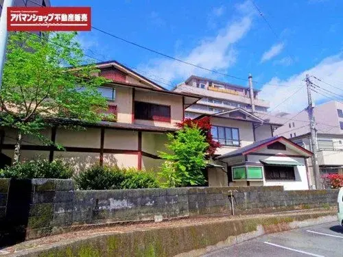 Akiya in Itō