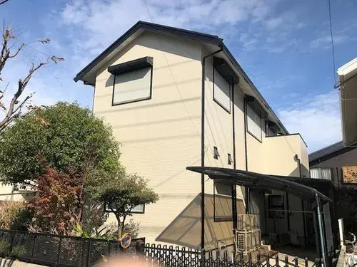 Akiya in Tsu