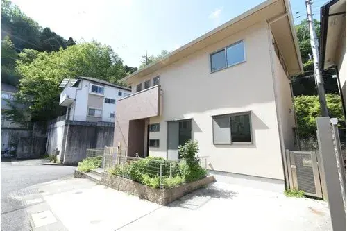 Akiya in 大津市
