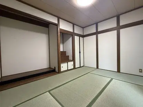 2-Bedroom 2-Story Walk-in Closet Kobe City Hyogo Prefecture Property (2)