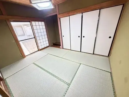 Slide 4