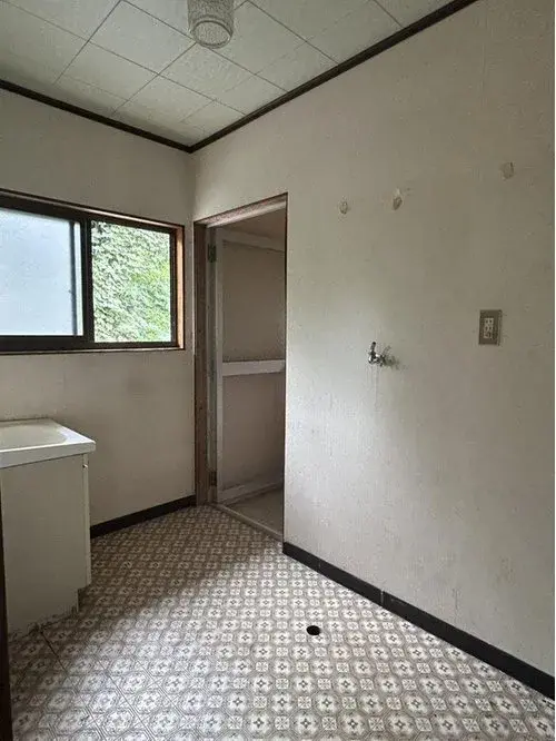Shimane Prefecture Izumo City 2DK+S Property (9)