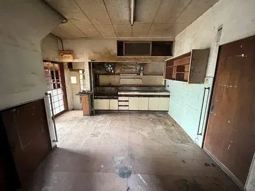 冈山县冈山市9卧室1餐厅1厨房1储藏室房产 (8)
