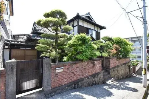 Akiya in Kure