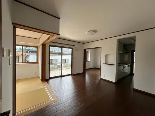 4LDK Property Hofu City Yamaguchi Prefecture (4)