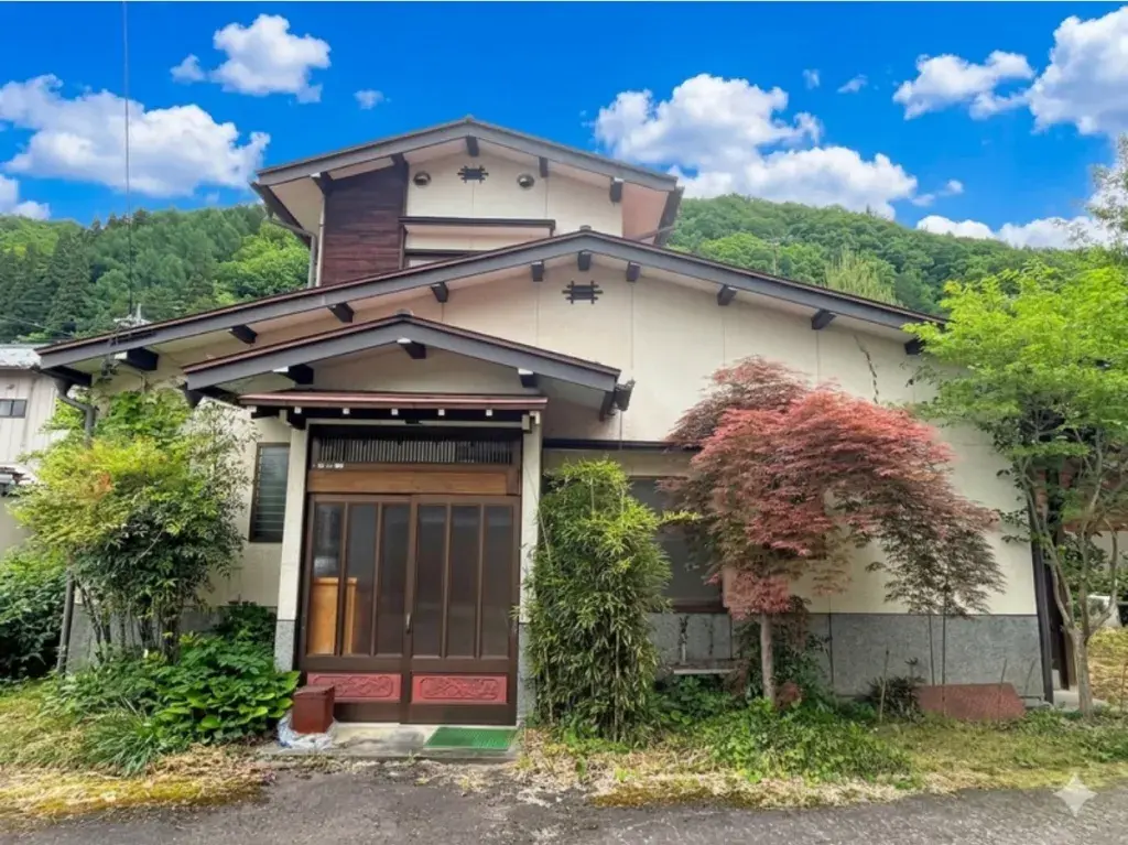 Akiya in Takayama