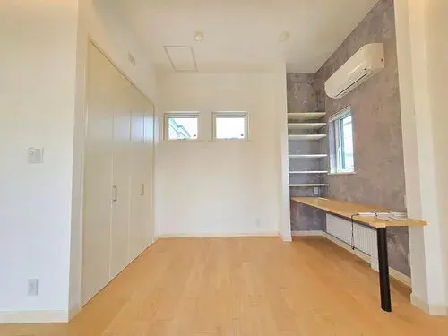 2-story LDK 20+ Tatami Mat Property Sapporo City Hokkaido (4)
