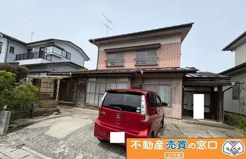 Akiya in Ōsaki