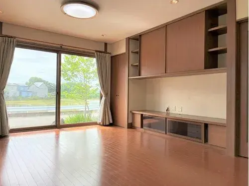 Akita Yokote 5LDK Property (9)