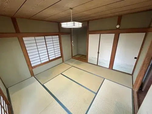 Slide 4