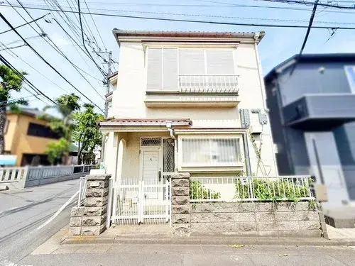 Akiya in Fuchu