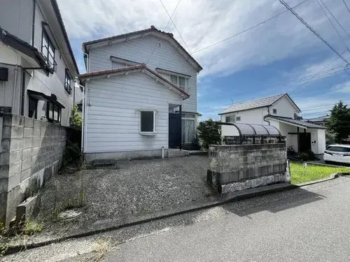 Akiya in 新潟市