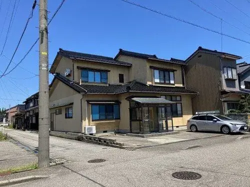 Akiya in Takaoka