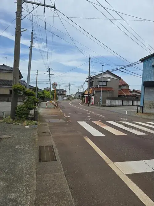 石川県小松市6LDK物件 (2)