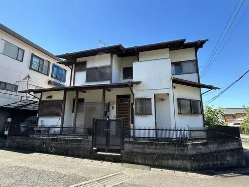 Akiya in Fuji