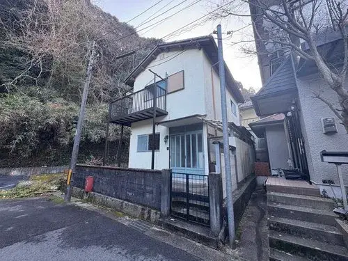 Akiya in Otsu