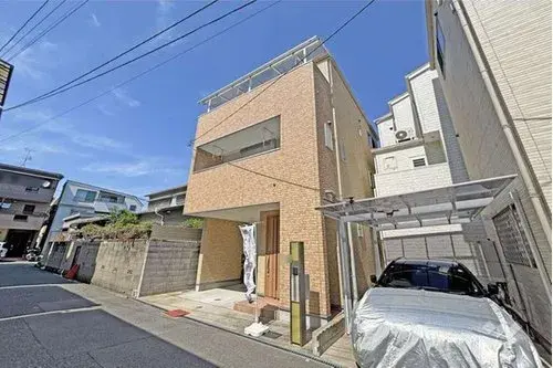Akiya in Osaka
