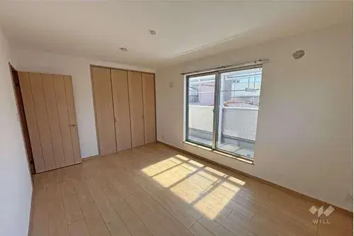 Osaka Prefecture Osaka City 4 Bedroom Property (14)