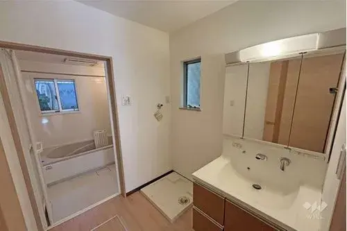 Osaka Prefecture Osaka City 4 Bedroom Property (15)