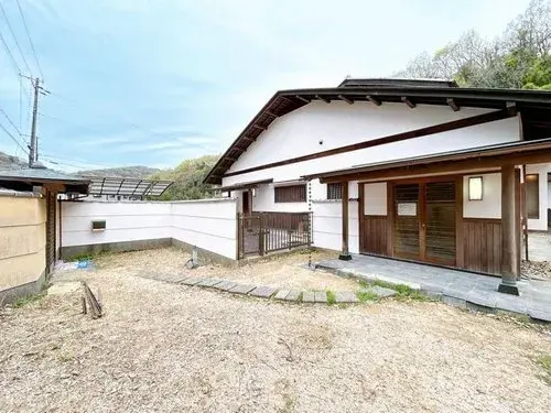 Akiya in Aioi