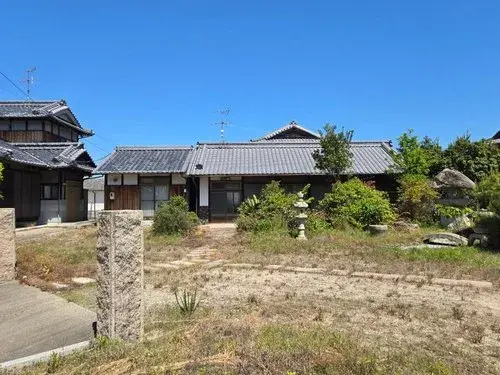 Akiya in Kure
