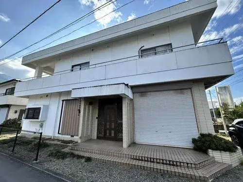 Akiya in Shikokuchuo
