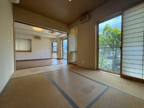 2-Story LDK over 15 Tatami Mats Unit, Matsuyama City, Ehime Prefecture (5)