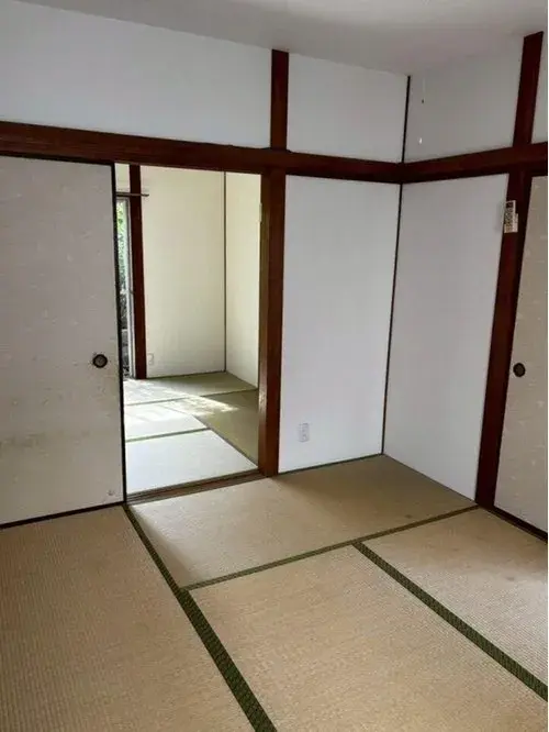 5DK Property in Matsuyama City, Ehime Prefecture (11)